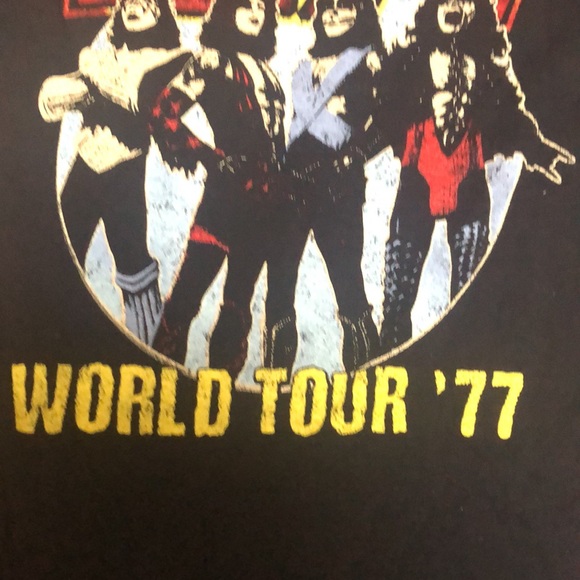 Kiss Band Graphic Music World Tour 77 Black Tee Shirt Medium - Picture 3 of 8